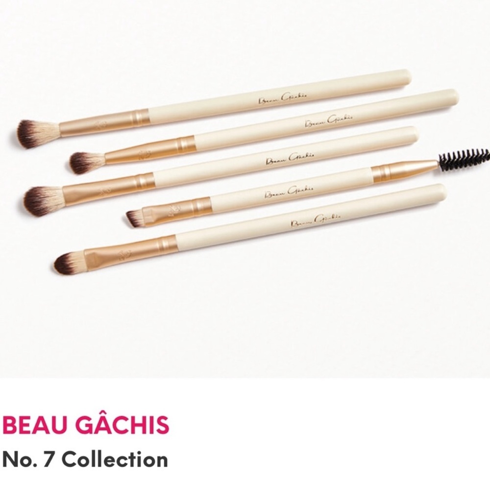 ✨5/$30✨ Beau Gachis No 7 Collection Brush Set ➿